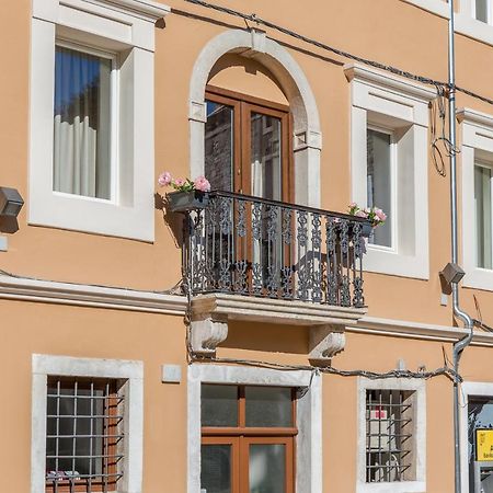 بولا Apartment Melanie المظهر الخارجي الصورة