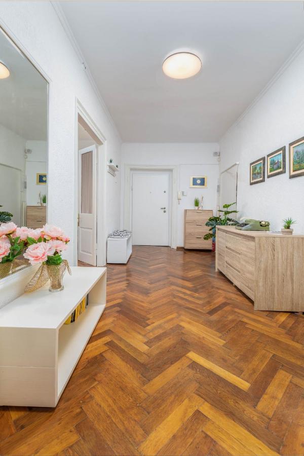 بولا Apartment Melanie المظهر الخارجي الصورة